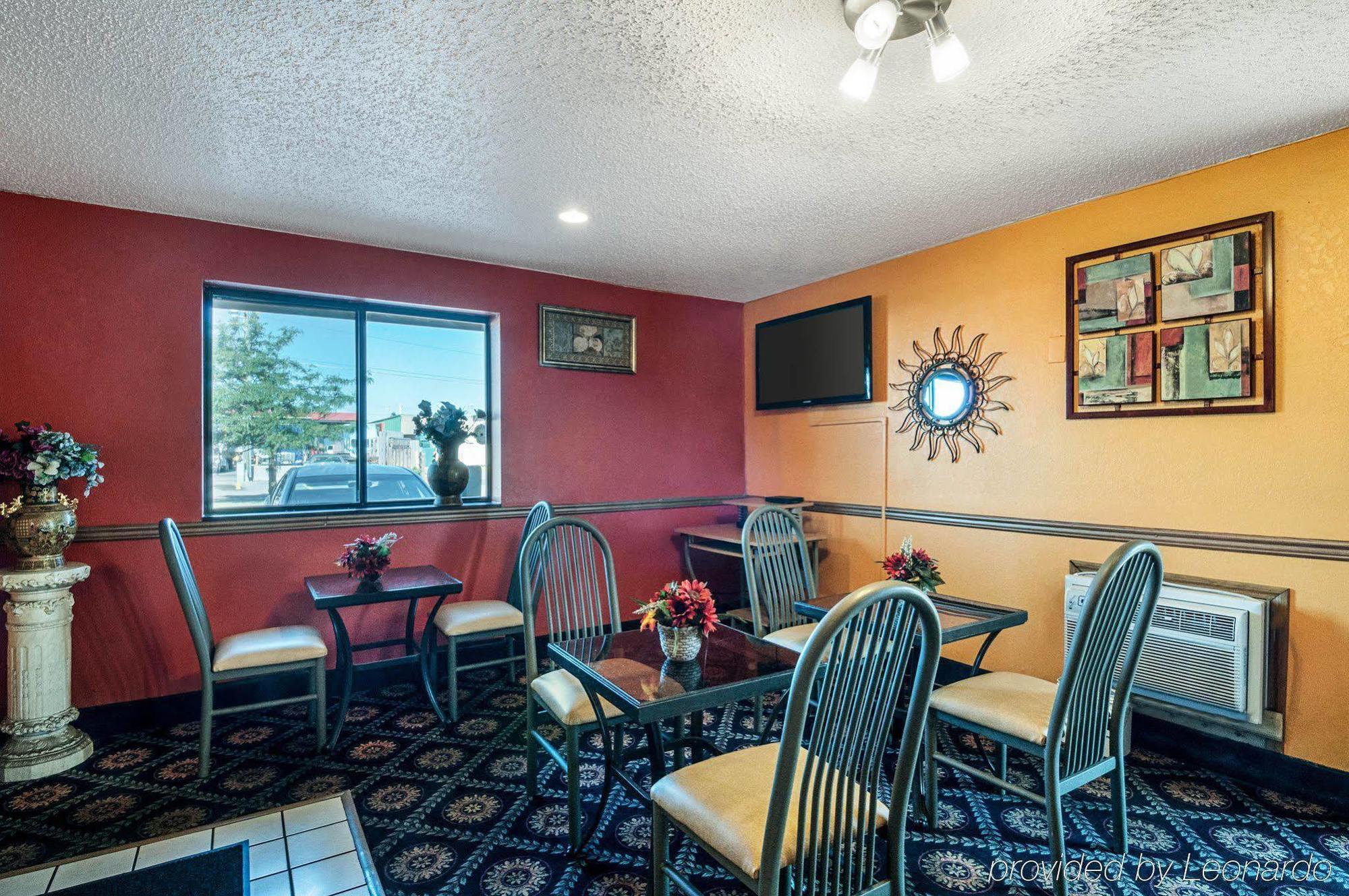 Super 8 By Wyndham Benton Harbor St Joseph Otel Dış mekan fotoğraf